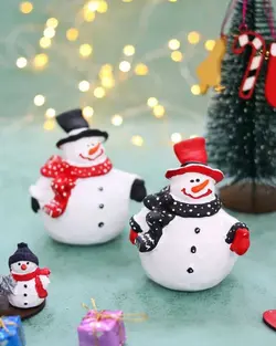 مجسمه ادم برفی تپل