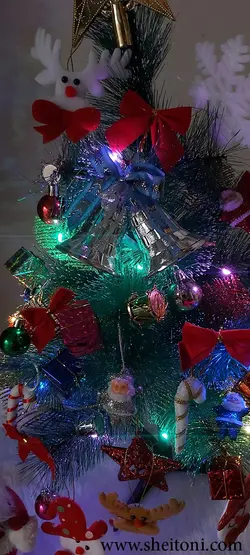 درخت کریسمس 60 سانت با تزیینات کد44