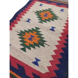 گلیم دستبافت ماهدانه یک متری