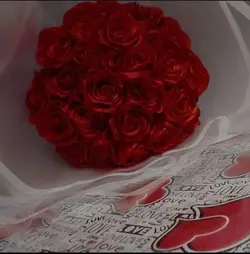 دسته گل عروس و تولد و هدیه گل بانو