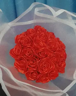 دسته گل عروس و کادویی گل بانو