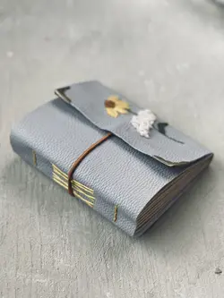 دفتر چرمی طرح افتابگردان