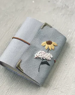 دفتر چرمی طرح افتابگردان