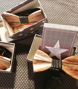 پاپیون چوبی