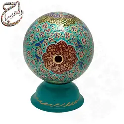 نقاشی بازی چوگان روی تخم شترمرغ