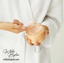 کرم بدن ارگانیک جو و زردآلو لاونیچر Caring Body Cream with Organic Oat & Apricot - ملیکا بی‌غم