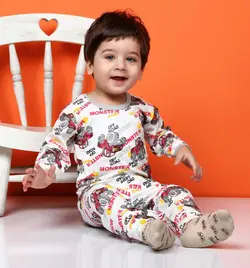 پیراهن و شلوار بچگانه طرح ماشین