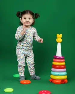 پیراهن و شلوار بچگانه طرح گل گلی