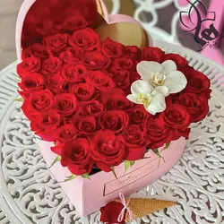 باکس گل مدل 651 - خرید جعبه گل مدل 651 | گلفروشی هما