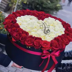 باکس گل مدل 652 - خرید جعبه گل مدل 652 | گلفروشی آنلاین هما