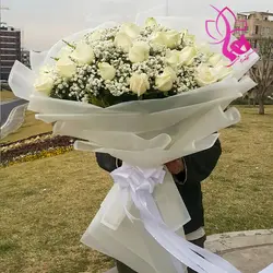 دسته گل مردانه سفید مدل 28 | قیمت شهریور 1402 - همافلاور