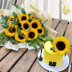 دسته گل و کیک برای تولد دوست صمیمی | دسته گل آفتابگردان