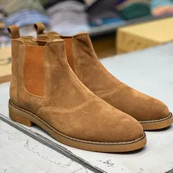 نیم بوت اشبالت مردانه شتری رنگ مدل چلسی کش دار ( جیر مخمل عسلی )موجود کد 302