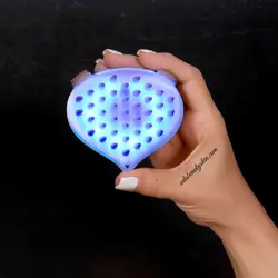 دستگاه 2 در 1 ال ای دی تراپی فیس واش و ماساژور کف سر ضد آب