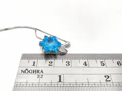 گردنبند نقره سواروسکی مدل برگ المنتس