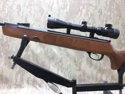 تفنگ بادی هاتسان 1300 کالیبر ۵.۵ به همراه دوربین
