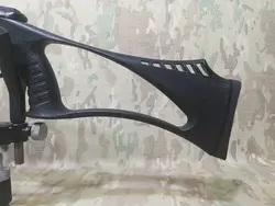 تفنگ بادی گل مشکی در حد پلمپ 5 شلیک به همراه کیف تفنگ و ساچمه