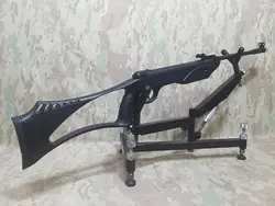تفنگ بادی گل مشکی در حد پلمپ 5 شلیک به همراه کیف تفنگ و ساچمه