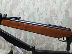 تفنگ بادی ديانا 68 در حد نو به  همراه کیف