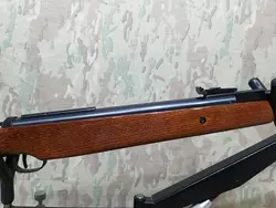 تفنگ بادی ديانا 68 در حد نو به  همراه کیف