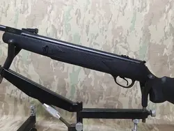 تفنگ بادی هاتسان رنجر آپاچی 1400 ایكس در حد پلمپ نوعه نوعه نو همراه با پایه تفنگ و فنر فابریك هاتسان