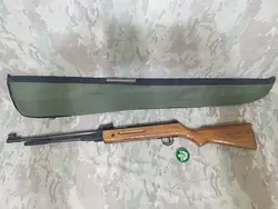 تفنگ بادی چینی زیرتاشو همراه کیف و ساچمه در حد نو