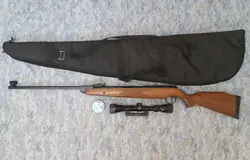 تفنگ بادی دیانا٣٥٠ مگنوم T06 در حد آكبند به همراه کیف ساچمه و دوربین دیانا آلمانی زوم 3.9