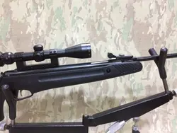 تفنگ بادی ماكسیموس مد 008 قنداق تامب هول در حد نو همراه دوربین زوم دار نوركونیا ، كيف حمل و پايه تفنگ و فنر اضافه فابريك