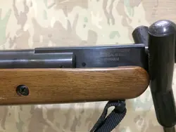 تفنگ بادی بنجامین امریکایی NPXL 1100 در حد آكبند همراه دوربین فابریک سنتر پوینت ٤٠*٩-٣ با قدرت ۳۵ ژول