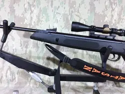 تفنگ بادی هاتسان 1100 با دوربین انتی شوک و پایه سلاح در حد نو