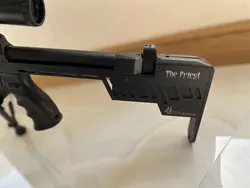 تفنگ پی سی پی آر تی آی پریست در حد آکبند به همراه دوربین حرفه ای و پایه