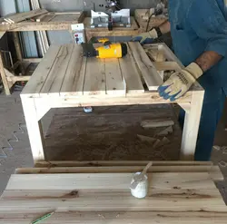 کرسی چوبی 70 در 70 با چوب روسی