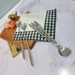 قاشق قلبی دسته بلند