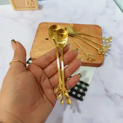 قاشق و چنگال و کارد طرح برگ