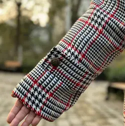 پالتو کتی سایز بزرگ پشمی آستردار دخترانه چهارخونه توسی قرمز