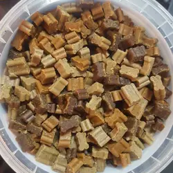 تشویقی سگ تریکسی باطعم گوشت و سبزیجات وزن 500 گرم - Trixie Mini Bones