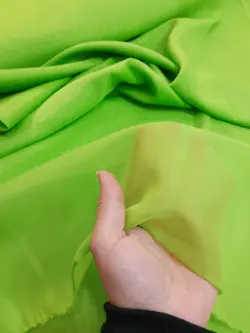 پرده حریر سبز