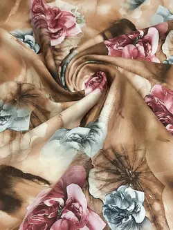 سوئیت گلدار تیره