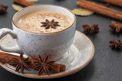 چایی لاته کاراملی