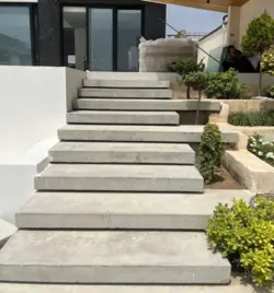 پله بتن اکسپوز کرو دار