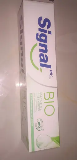خمیر دندان SIGNAL BIO مدل Natural Freshness