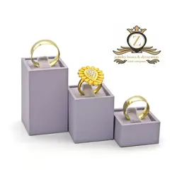 اکسسوری – نگهدارنده حلقه ویترین جواهرات