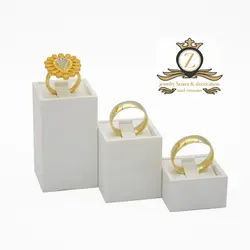 اکسسوری – نگهدارنده حلقه ویترین جواهرات