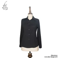 شومیز زنانه مدل ساده رنگ مشکی یقه برگردان بلند دکمه دار پارچه تترون مدل آستین مچ دار کد 20989