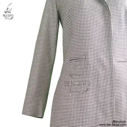 پالتو اداری زمستانی جنس پارچه فوتر طرح چهارخانه کرم قهوه ای مدل یقه انگلیسی دو جیب قد 100 کد 11783