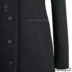 مانتو شلوار فرم اداری مشکی سرشانه دوبل نوار دوزی مشکی کد 7820