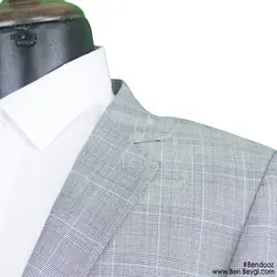 کت و شلوار فرم اداری مردانه پارچه فاستونی رنگ طوسی طرح چهارخانه خط آبی یقه انگلیسی کد RAM5366