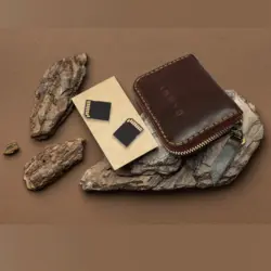 کیف کارت حافظه و باتری دوربین (Red)