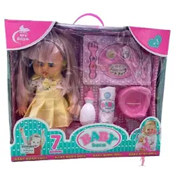 عروسک بی بی بورن با لوازم و ظرف غذا