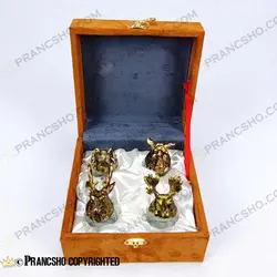 ست هدیه شات حیوانات طلایی 4 عددی با جعبه کادویی مخمل سنتی